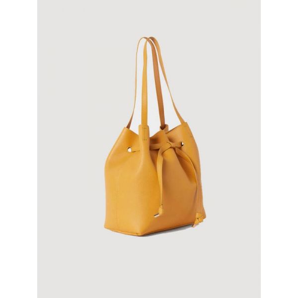 Bucket bag